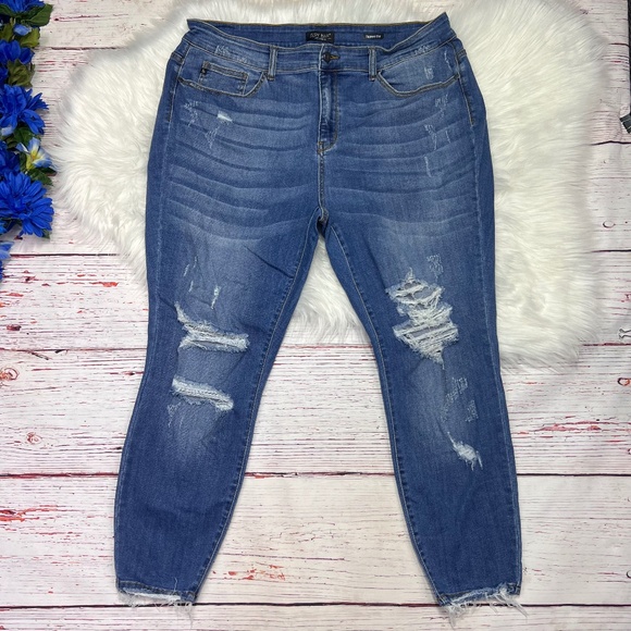 👖|•JUDY BLUE•| Skinny Fit Distressed Jeans Size 20W👖 - Picture 1 of 4